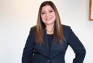 Vange-Ocasio-Hochheimer-(1)_web.jpg
