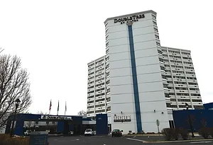 DoubleTree-(10)_web.jpg