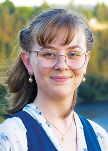 headshot-maleny_web.jpg